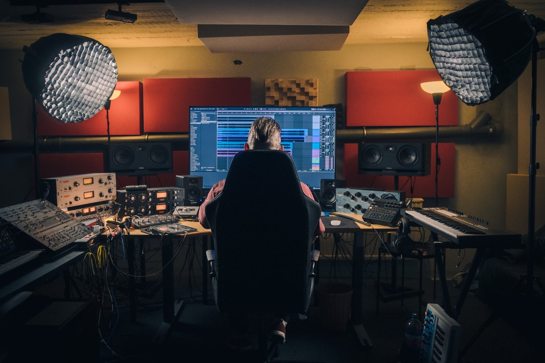 Amygdala Studio room